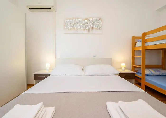 Apartament Lovely In With House Sea View *