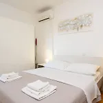 Apartment Lovely In With Wifi