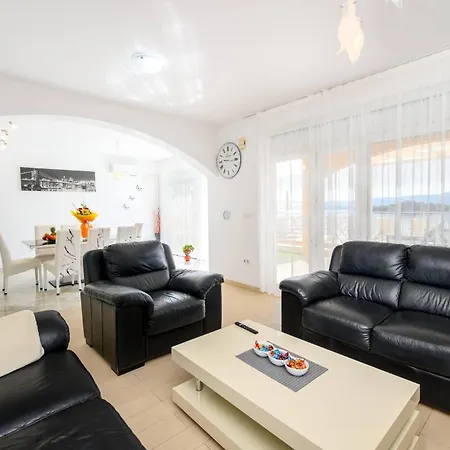 Lovely In With House Sea View Sreser