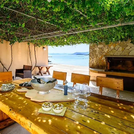 Appartement Lovely In With House Sea View *