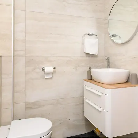 Lovely In With House Sea View *